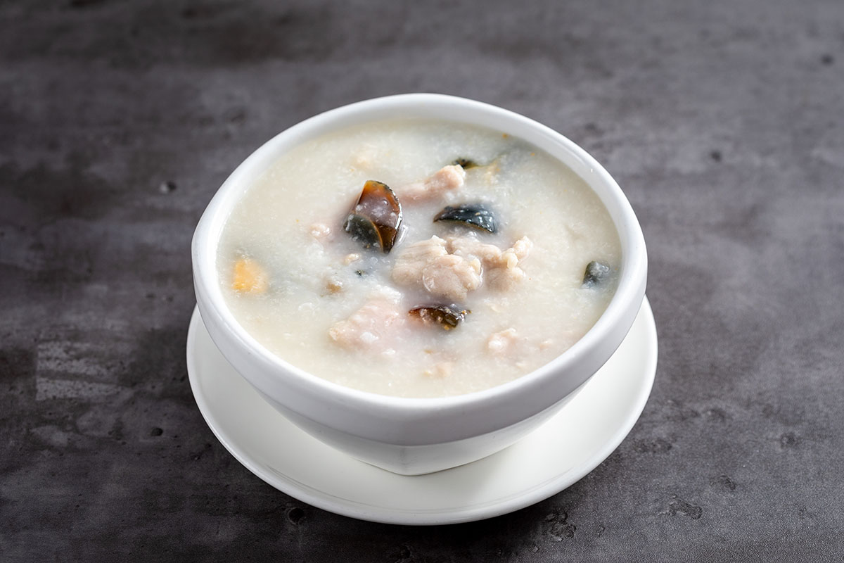 老西關(guān)皮蛋瘦肉粥